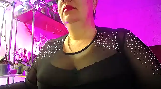 Snapshot of _Sweet_Woman chatting on 02.21.25  Sweet Woman online show from 02.21.25