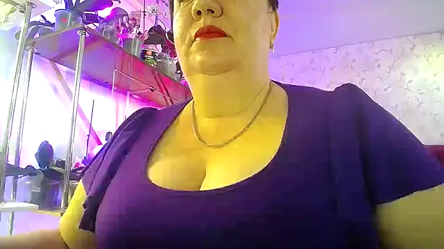  Sweet Woman online show from 04.25.26