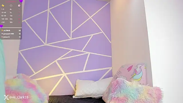 Evie Clark online show from 12.09.24