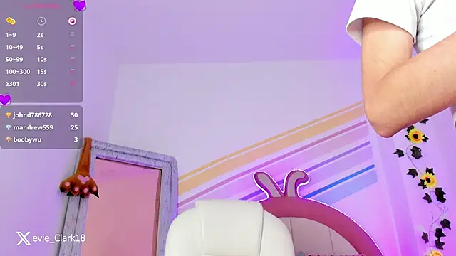 Evie Clark online show from 01.07.25