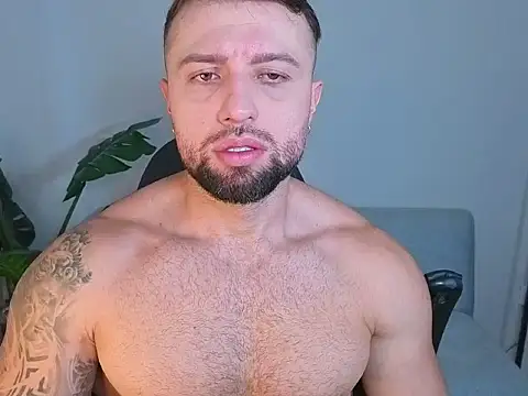 Snapshot of OwenMaximus814 chatting on 07.27.26 OwenMaximus814 online show from 07.27.26