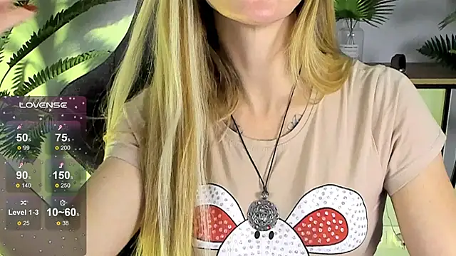 LadyIzabel online show from 12.16.24