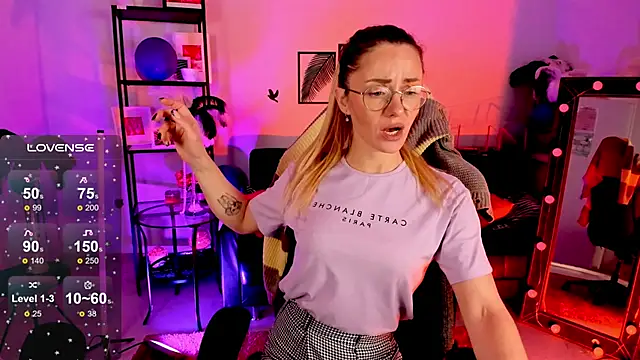 LadyIzabel online show from 12.28.24