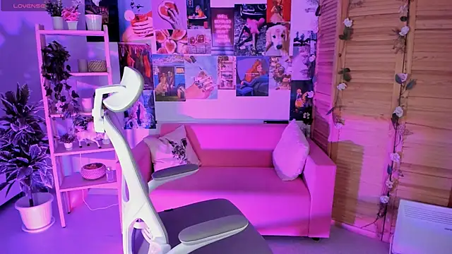 LadyIzabel online show from 01.17.25