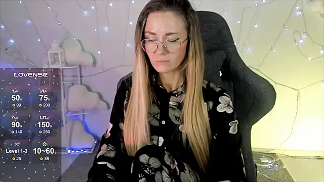 LadyIzabel online show from 02.03.25