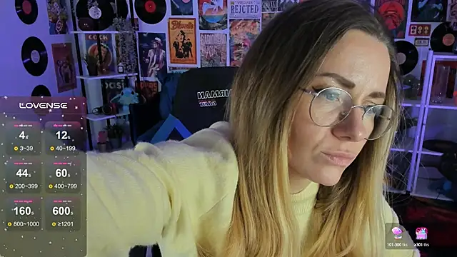 LadyIzabel online show from 02.17.25