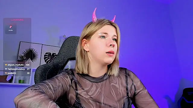 AliceSunday online show from 12.21.24