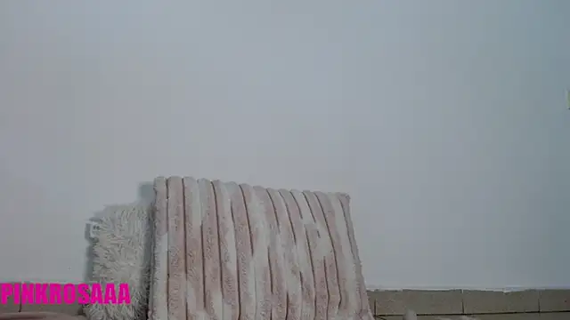 pinkrosaaa online show from 06.19.26