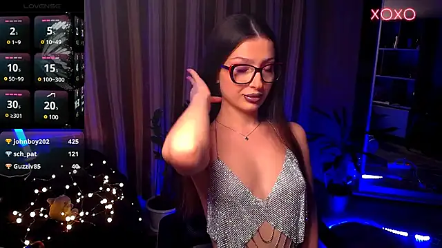 Laura Bess online show from 12.13.24