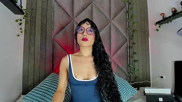 BriaConner  online show from 03.11.26