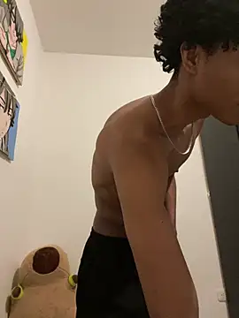 Snapshot of Masterikee chatting on 02.07.25 Masterikee online show from 02.07.25