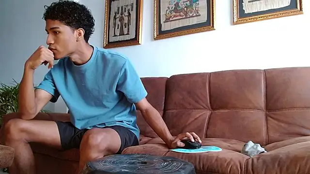 Snapshot of Masterikee chatting on 10.23.25 Masterikee online show from 10.23.25