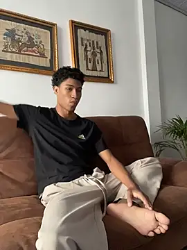 Snapshot of Masterikee chatting on 11.30.25 Masterikee online show from 11.30.25