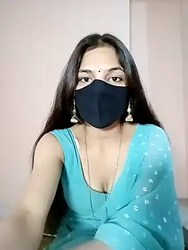 Snapshot of Bulbul_02 chatting on 01.12.25 Bulbul 02 online show from 01.12.25