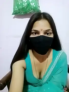 Snapshot of Bulbul_02 chatting on 02.15.25 Bulbul 02 online show from 02.15.25