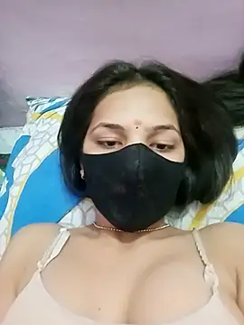 Snapshot of Bulbul_02 chatting on 02.17.25 Bulbul 02 online show from 02.17.25