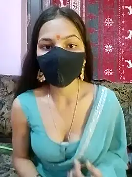 Snapshot of Bulbul_02 chatting on 03.01.25 Bulbul 02 online show from 03.01.25