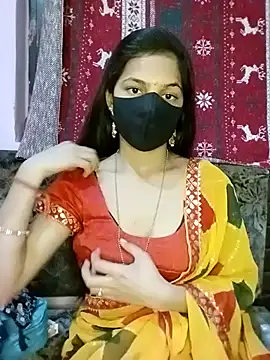 Snapshot of Bulbul_02 chatting on 03.04.25 Bulbul 02 online show from 03.04.25