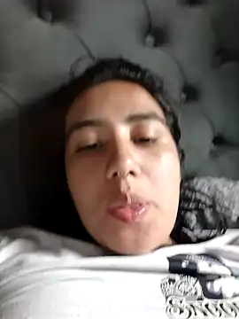 Hellen Alex online show from 12.18.24