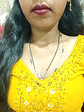 Snapshot of Sharmila-Singh chatting on 06.21.26 Sharmila-Singh online show from 06.21.26