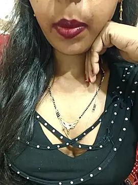 Snapshot of Sharmila-Singh chatting on 06.21.26 Sharmila-Singh online show from 06.21.26