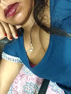 Snapshot of Sharmila-Singh chatting on 06.22.26 Sharmila-Singh online show from 06.22.26