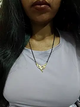 Snapshot of Sharmila-Singh chatting on 06.24.26 Sharmila-Singh online show from 06.24.26