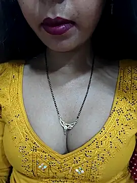 Snapshot of Sharmila-Singh chatting on 06.30.26 Sharmila-Singh online show from 06.30.26