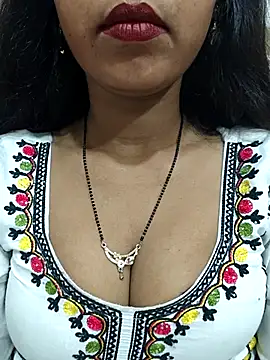 Snapshot of Sharmila-Singh chatting on 07.25.26 Sharmila-Singh online show from 07.25.26