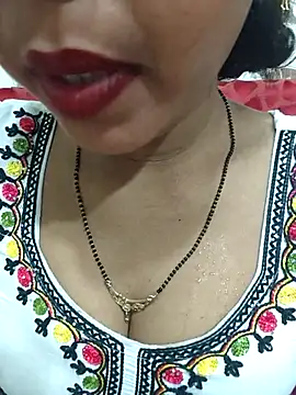 Snapshot of Sharmila-Singh chatting on 07.27.26 Sharmila-Singh online show from 07.27.26