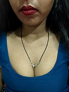 Snapshot of Sharmila-Singh chatting on 07.31.26 Sharmila-Singh online show from 07.31.26