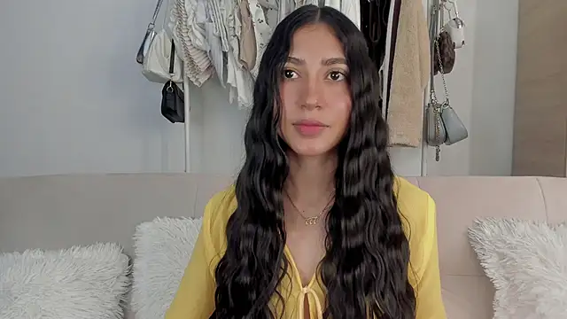 Sweetnaughtygirl  online show from 03.08.26