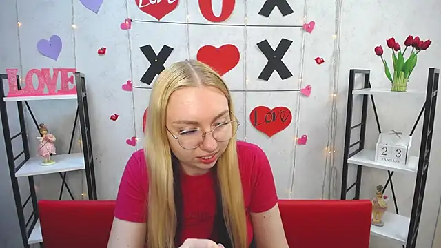 BeatriceFly online show from 01.23.25