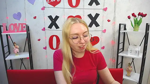 BeatriceFly online show from 01.23.25