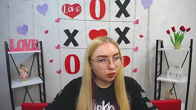 BeatriceFly online show from 02.01.25