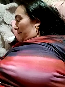 skayhot  online show from 02.22.25