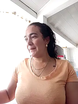 skayhot  online show from 03.12.25