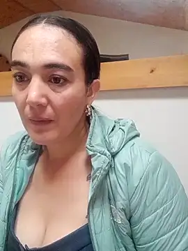 skayhot  online show from 10.03.25