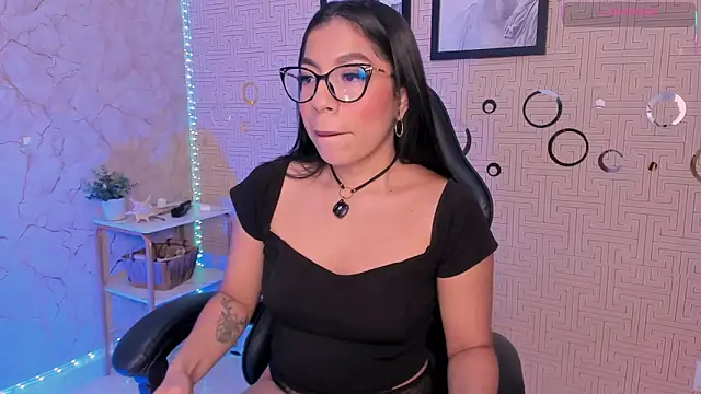 Mia Gothzx online show from 04.29.26