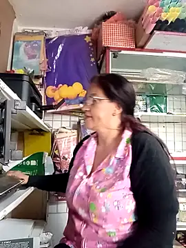 Edged Hot69 online show from 03.10.26