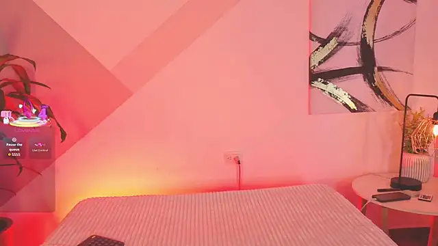 miaablack online show from 12.18.25