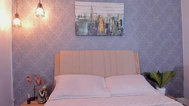 DahianaWalcott online show from 01.30.25