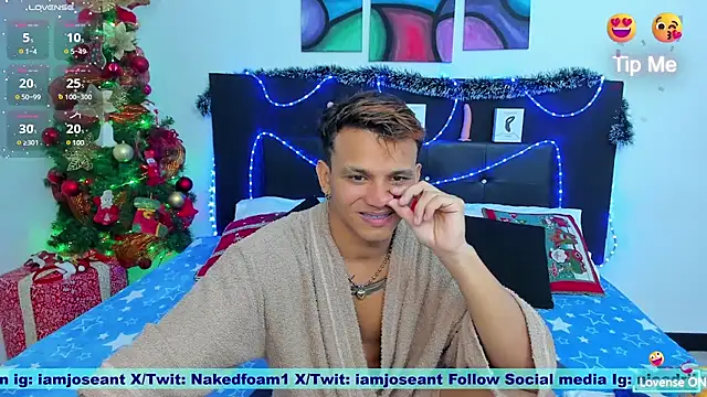 Snapshot of toyboys1 chatting on 12.27.24 toyboys1 online show from 12.27.24