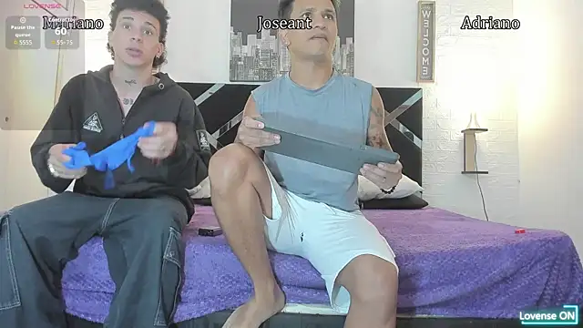 Snapshot of toyboys1 chatting on 09.19.25 toyboys1 online show from 09.19.25