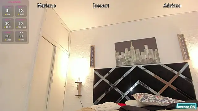 Snapshot of toyboys1 chatting on 10.09.25 toyboys1 online show from 10.09.25