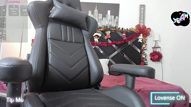 Snapshot of toyboys1 chatting on 11.28.25 toyboys1 online show from 11.28.25