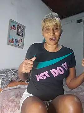 Goodgirlsue 77 online show from 11.30.25