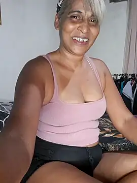 Goodgirlsue 77 online show from 02.13.26