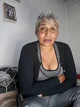 Goodgirlsue 77 online show from 07.02.26