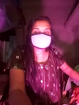 Greenchilli17 online show from 12.07.24